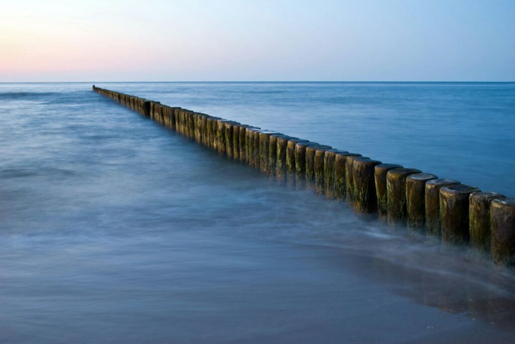 Hiddensee Sehenswuerdigkeiten: Blick auf die Ostsee von der Insel Hiddensee