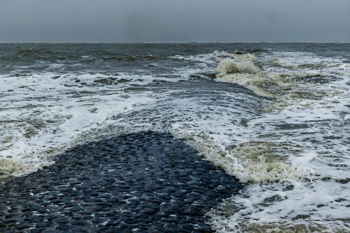 Baltrum Sehenswürdigkeiten: malerische Küstenlandschaft und historische Architektur auf der Insel Baltrum.